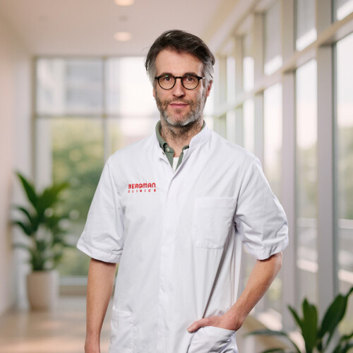 drs. Xander de Vries