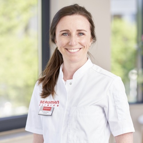 dr. Anne de Waal