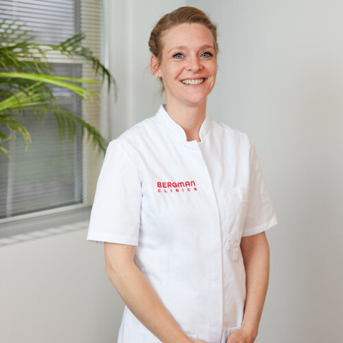 drs. Lisanne Secker